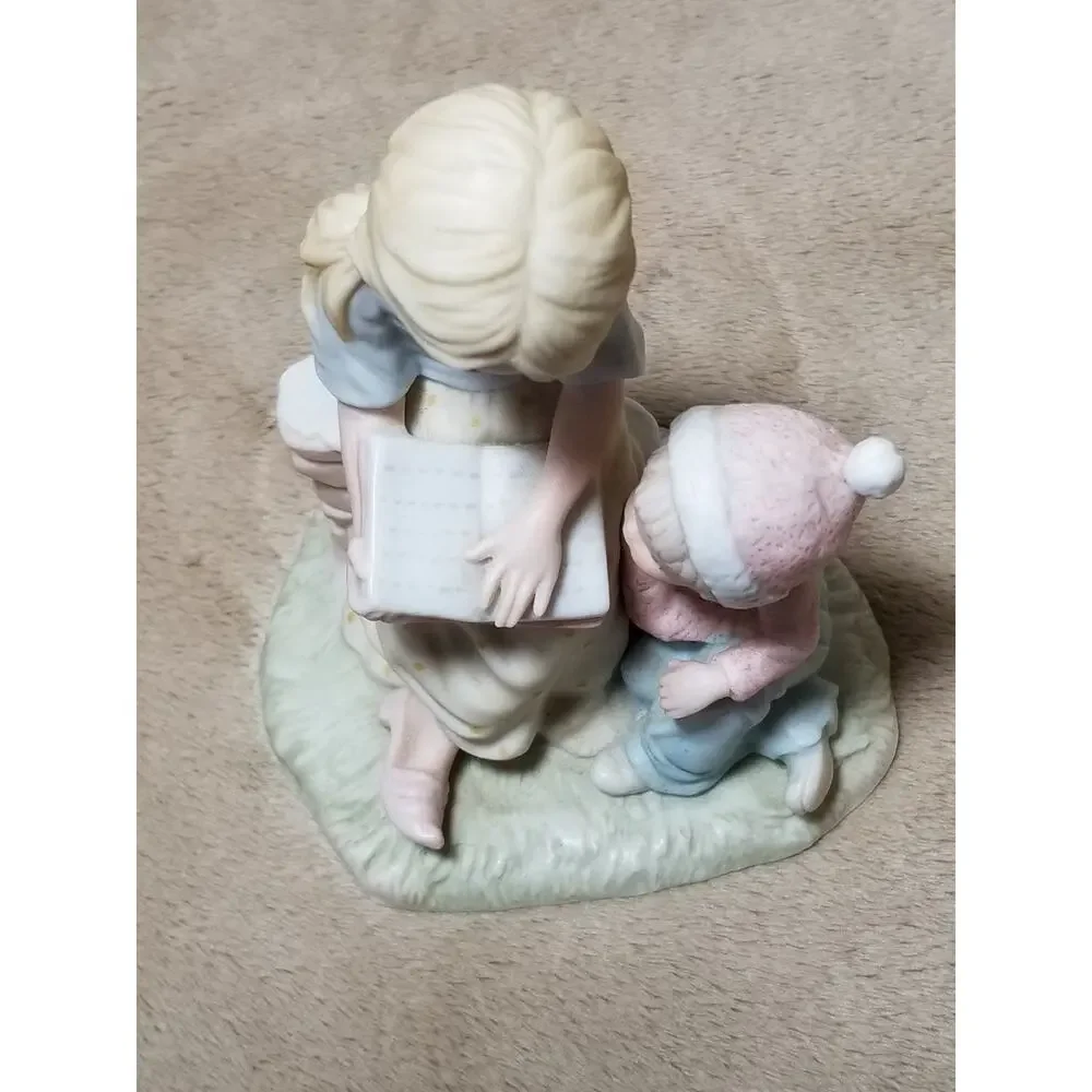 Lefton China Figurine Learning From The Bible 5